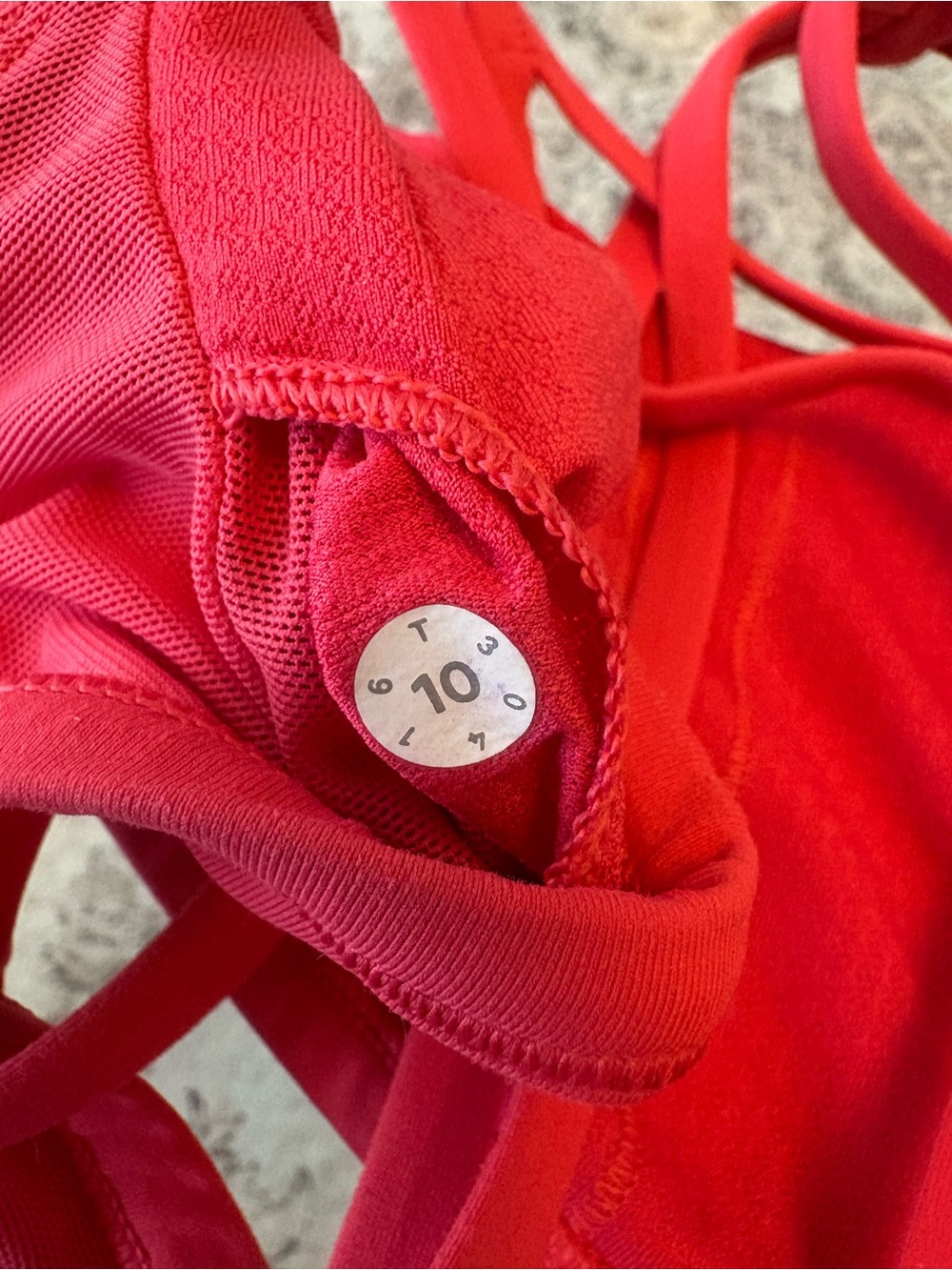 Lululemon Free To Be Serene Bra Red Coral Strappy Back Size 10 - Picture 4 of 5